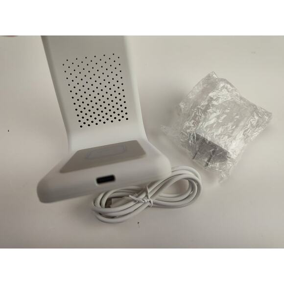 NEW 3 in 1 Wireless Charging Station - Picture 5 of 5